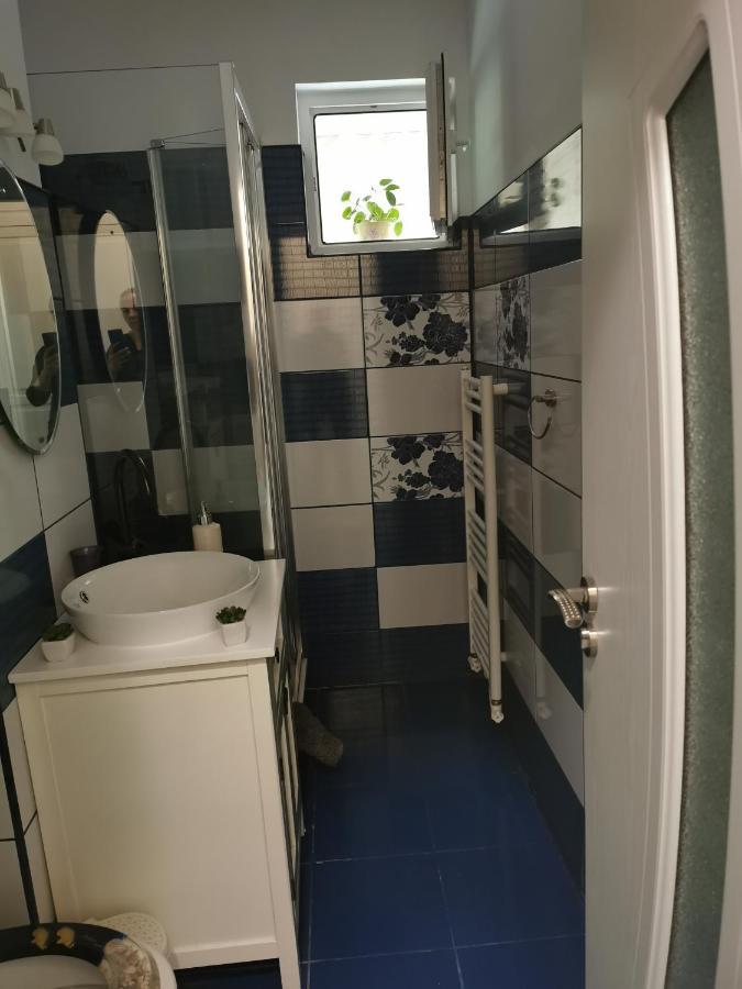 Chic Apartment Braila Exterior photo